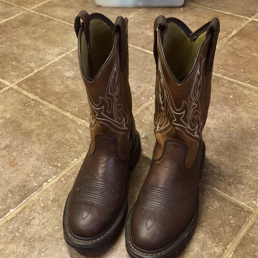 Noble Outfitters cowboy boots like new